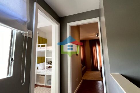 Richwood-Homes-Toledo-Duplex-Model-House-second-floor-hallway