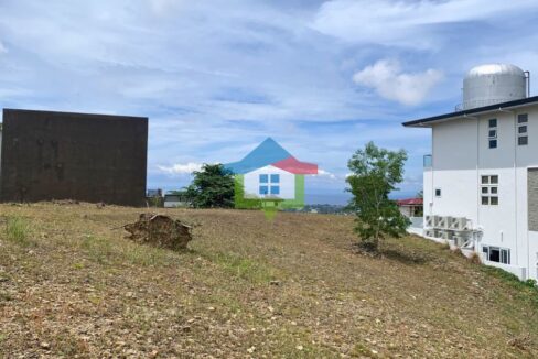 Elevated-Lot-For-Sale-At-kishanta-Subdivision-Talisay-City-Left-View-From-the-lot