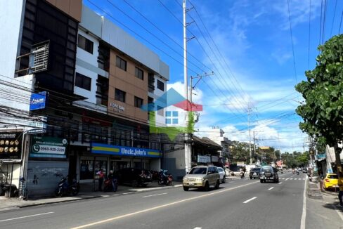 Affordable-Pre-Owned-House-And-Lot-For-Sale-in-Sto-Nino-Village-Banilad-Road