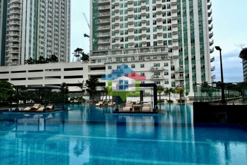 1-Bedroom-Condo-Resale-in-Solinea-Cebu-Ultramarine-Swimming-Pool