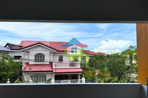 Pacific-Grand-Villas-House-For-Sale-Near-CCLEX-Balcony-View