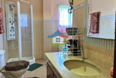 Pacific-Grand-Villas-House-For-Sale-Near-CCLEX-Bathroom