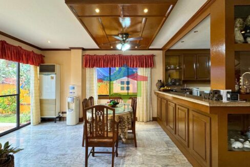 Pacific-Grand-Villas-House-For-Sale-Near-CCLEX-Dining-Area